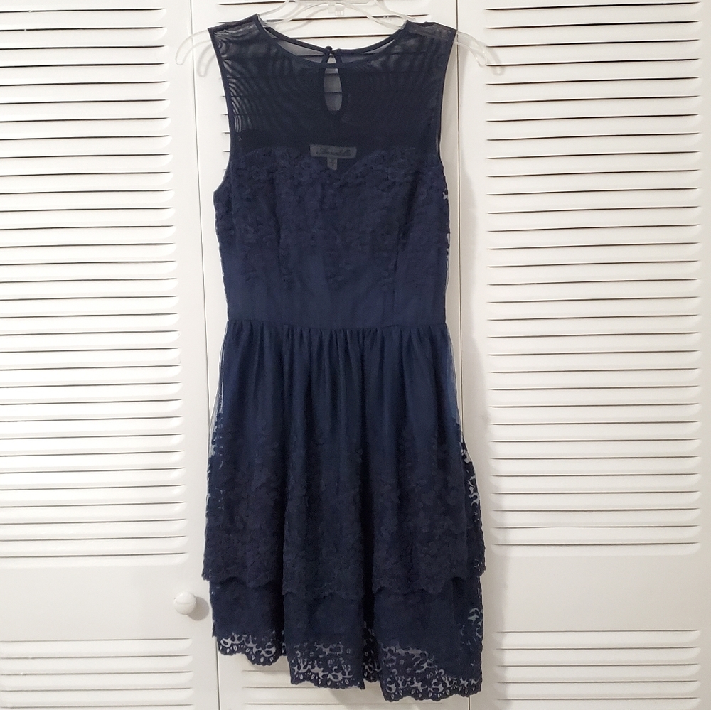 Annabella mesh lace dress size s